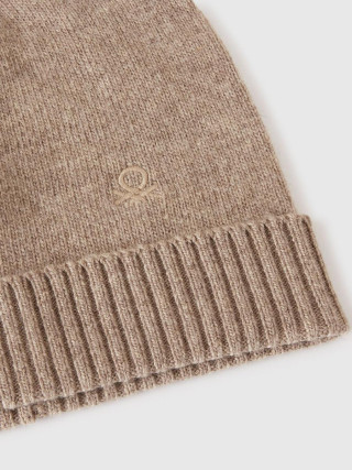 Benetton ženska pletena kapa 