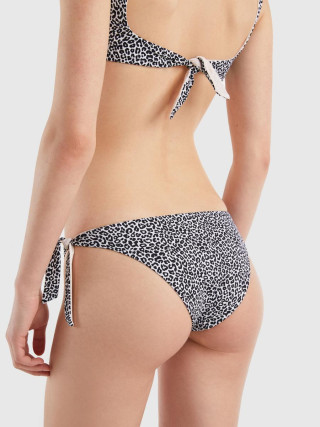 Benetton ženski kupaći kostim donji deo 