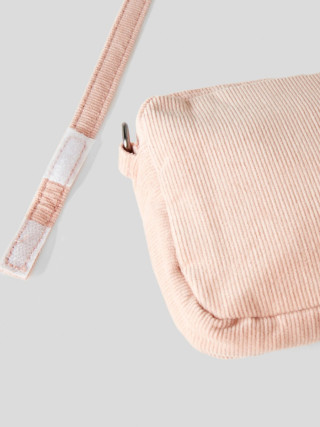 Benetton dečija torbica 