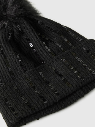 Benetton dečija kapa 