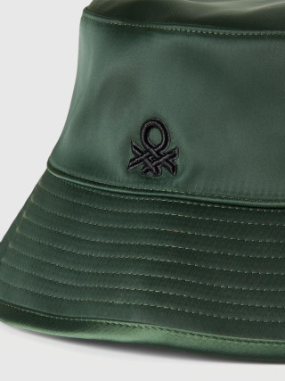 Benetton ženska kapa 