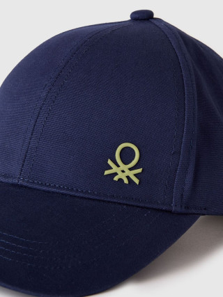 Benetton dečiji kačket 