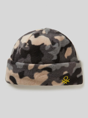 Benetton dečija kapa 