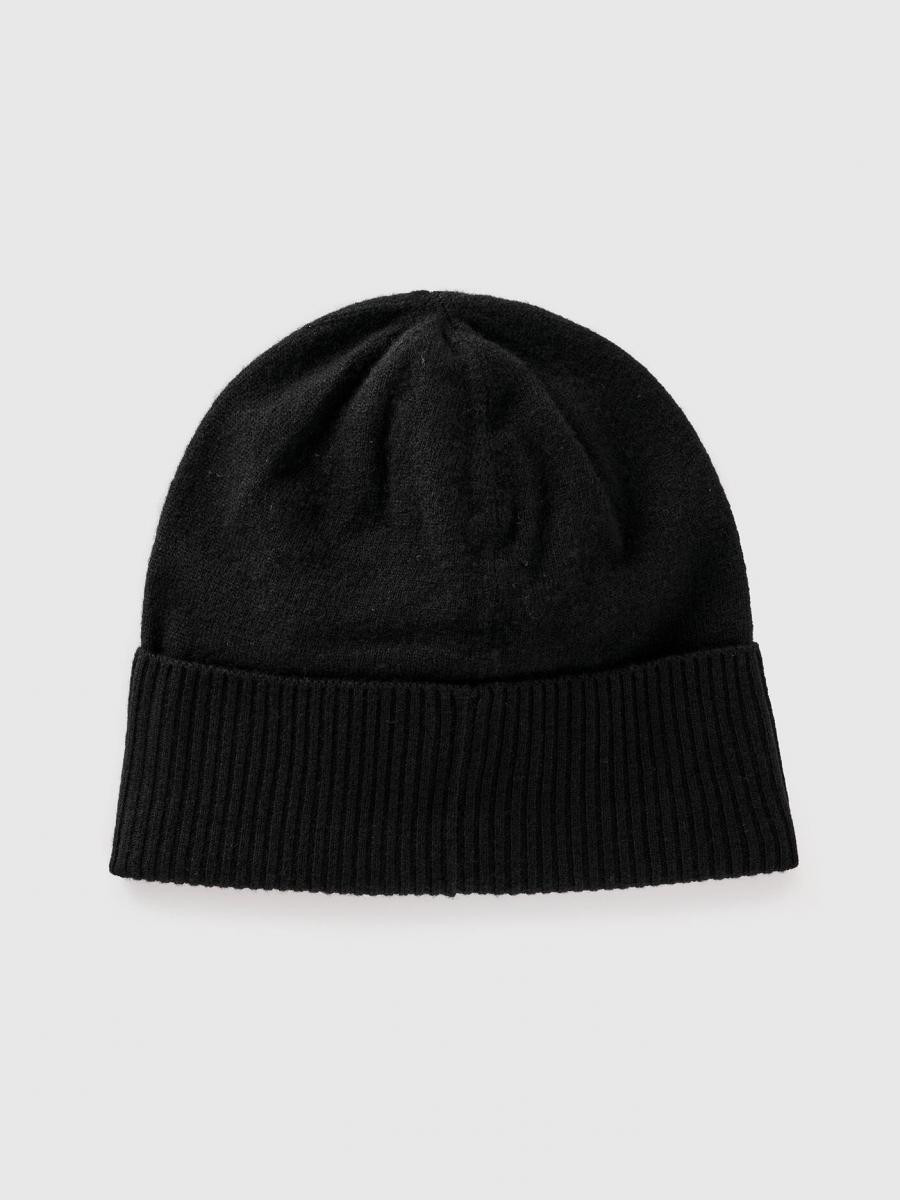 Benetton ženska kapa 