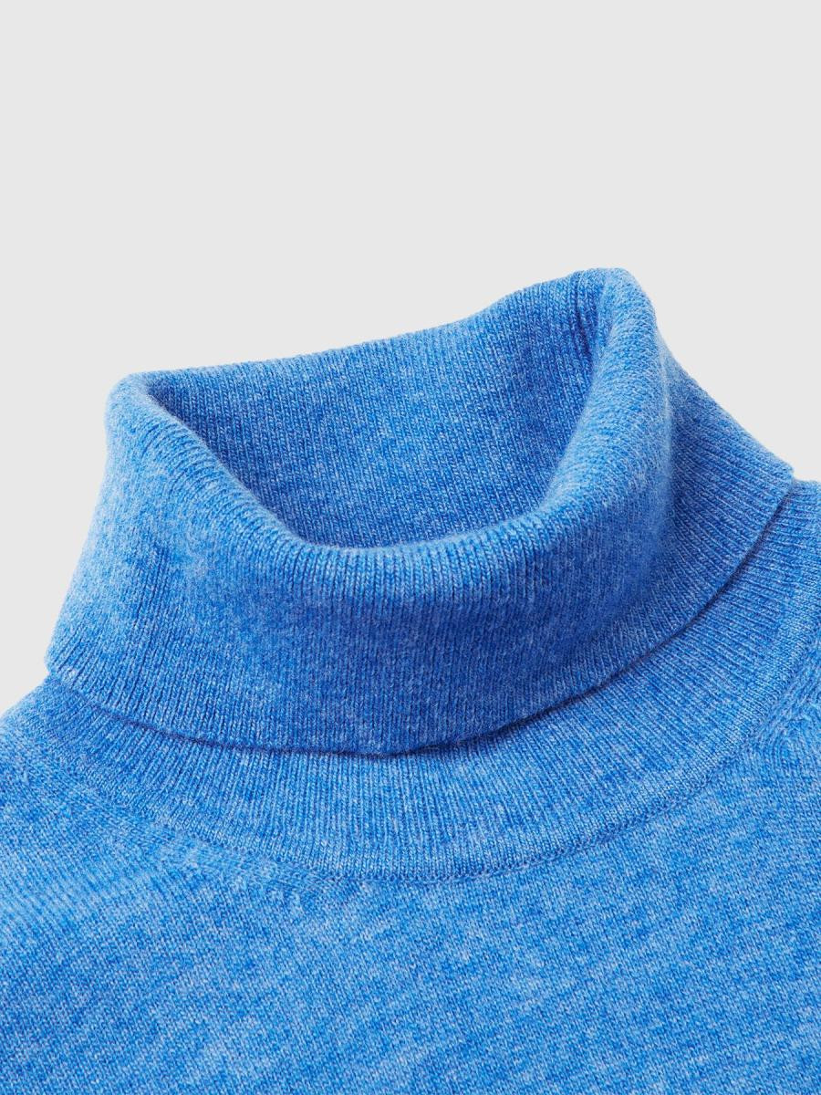 Benetton muška rolka 