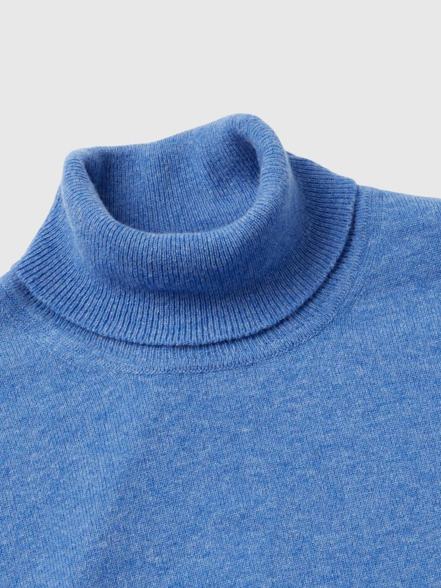 Benetton muška rolka 