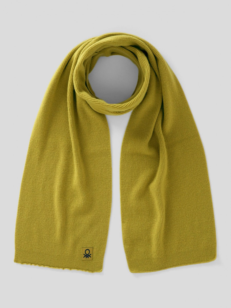 Benetton dečiji šal 