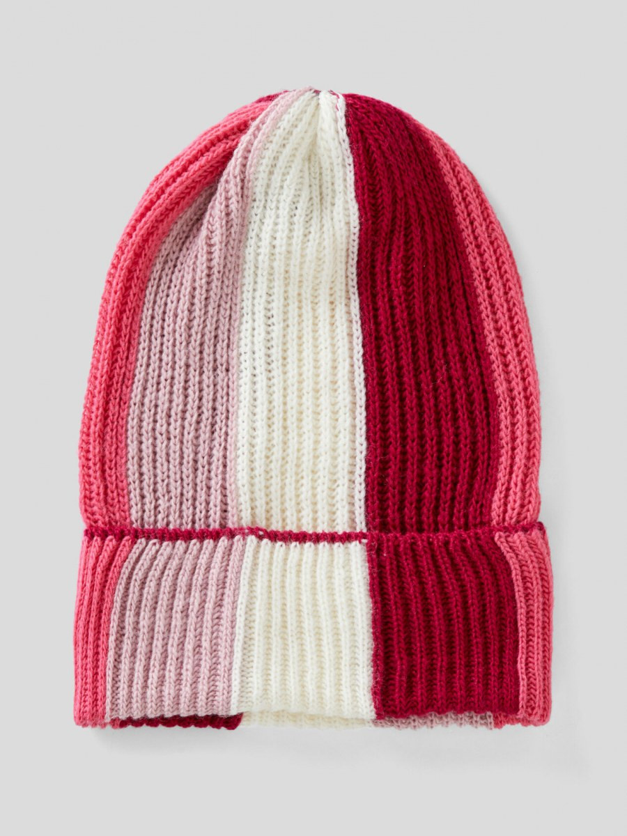 Benetton dečija kapa 