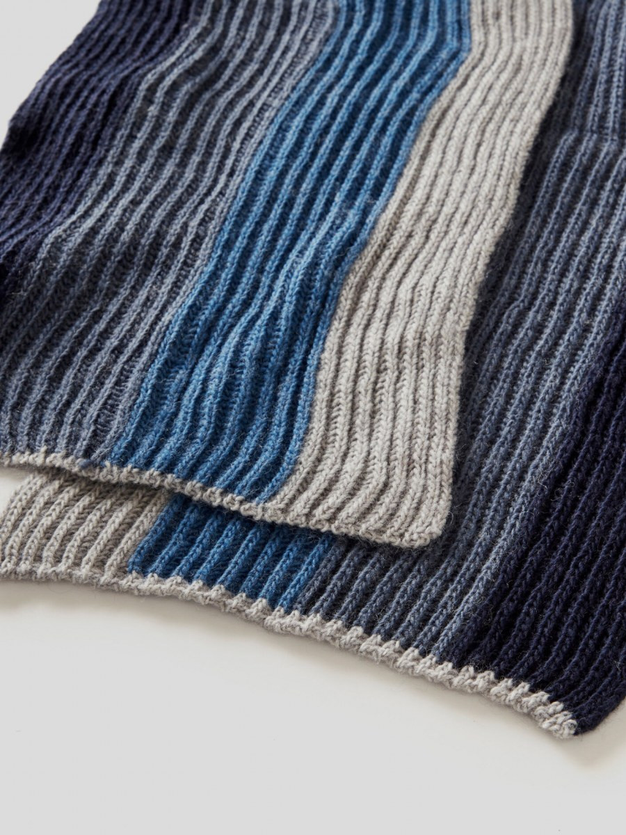 Benetton dečiji šal 