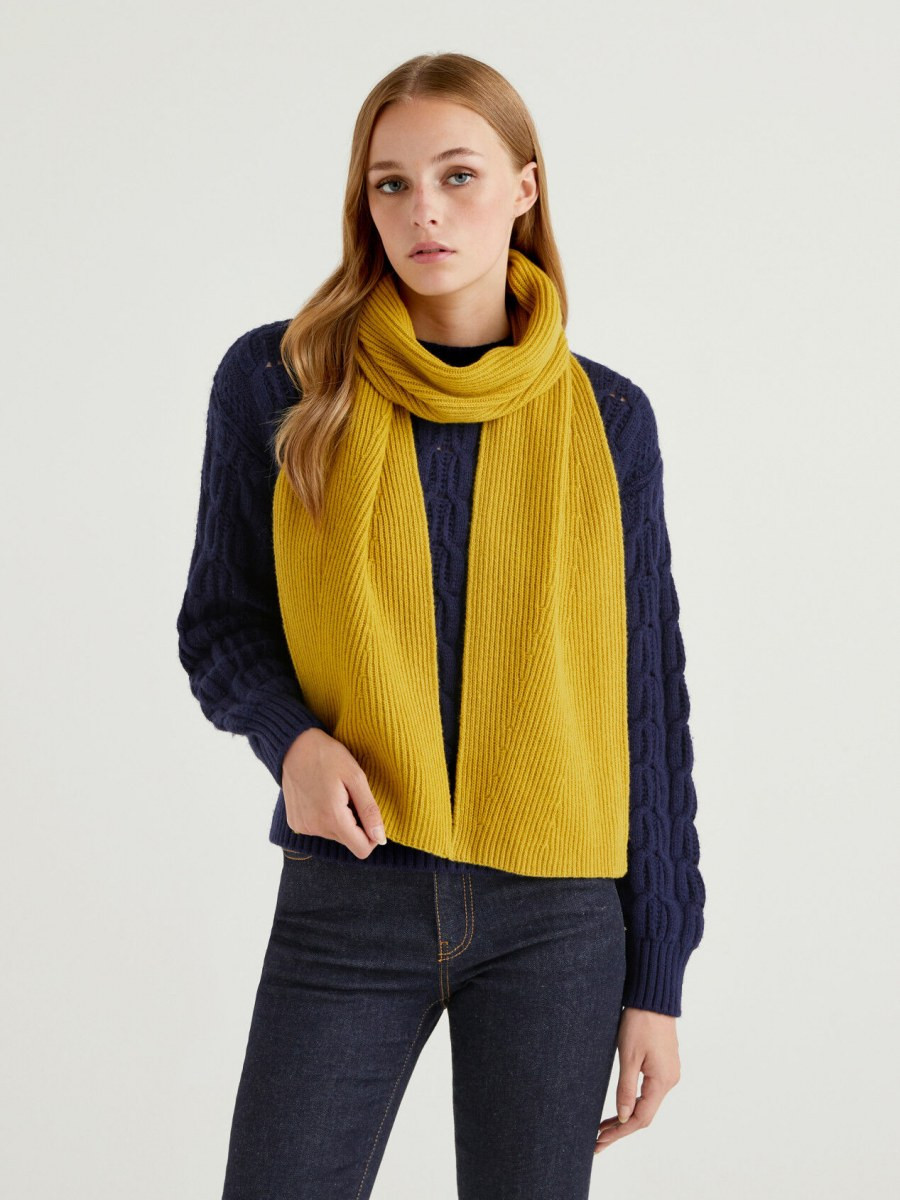 Benetton ženski šal 