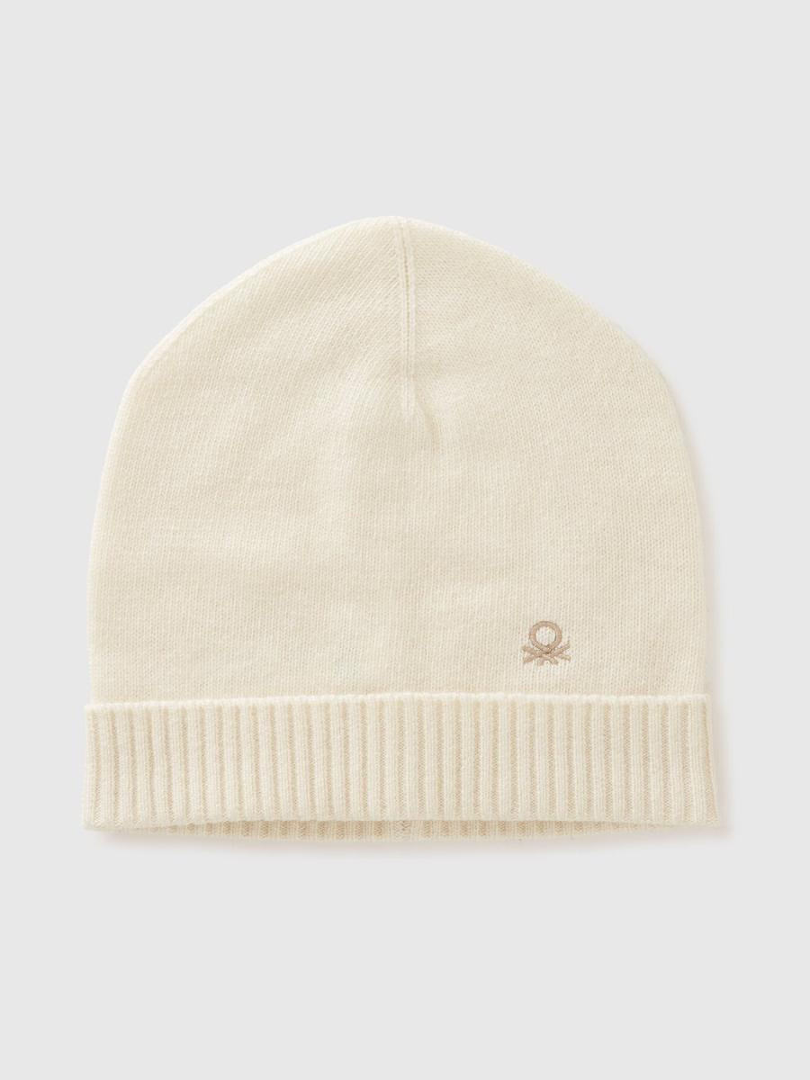 Benetton ženska pletena kapa 