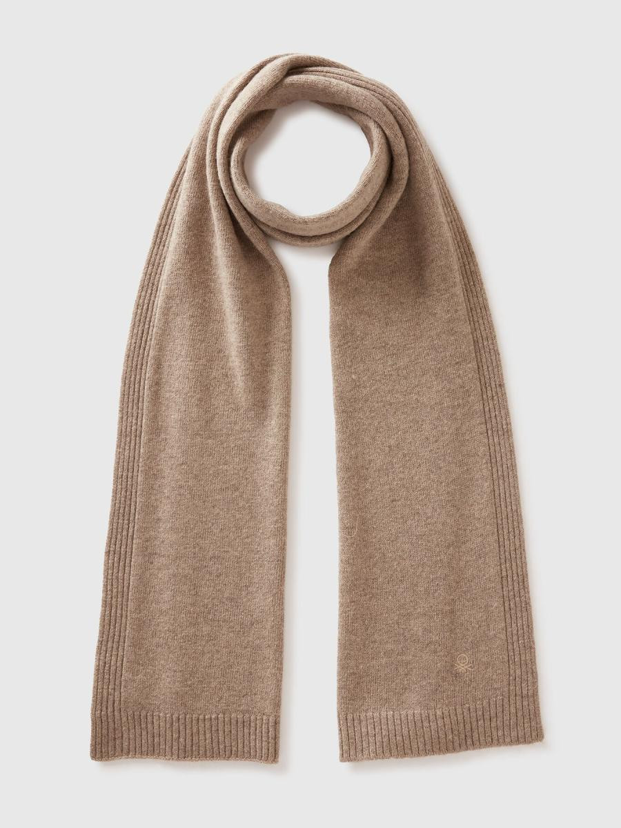 Benetton ženski pleteni šal 