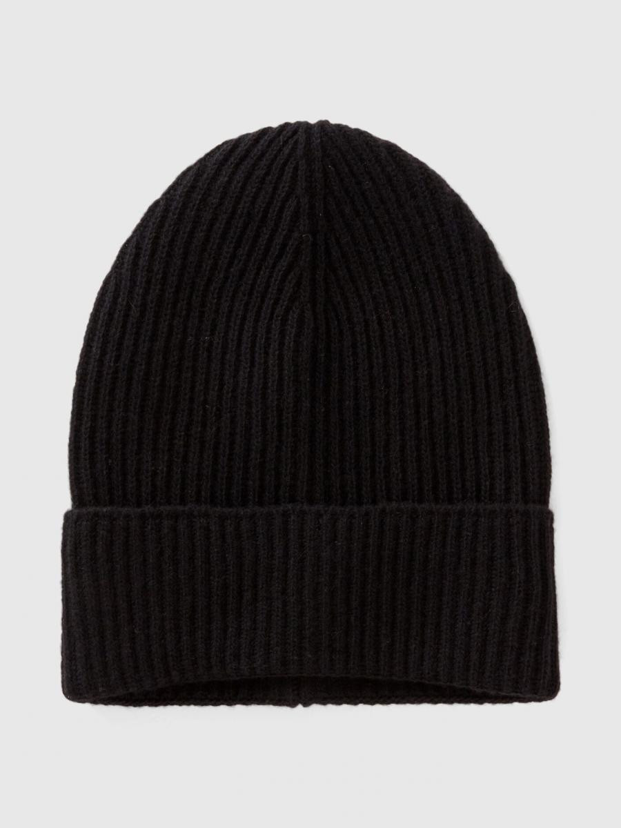 Benetton ženska kapa 