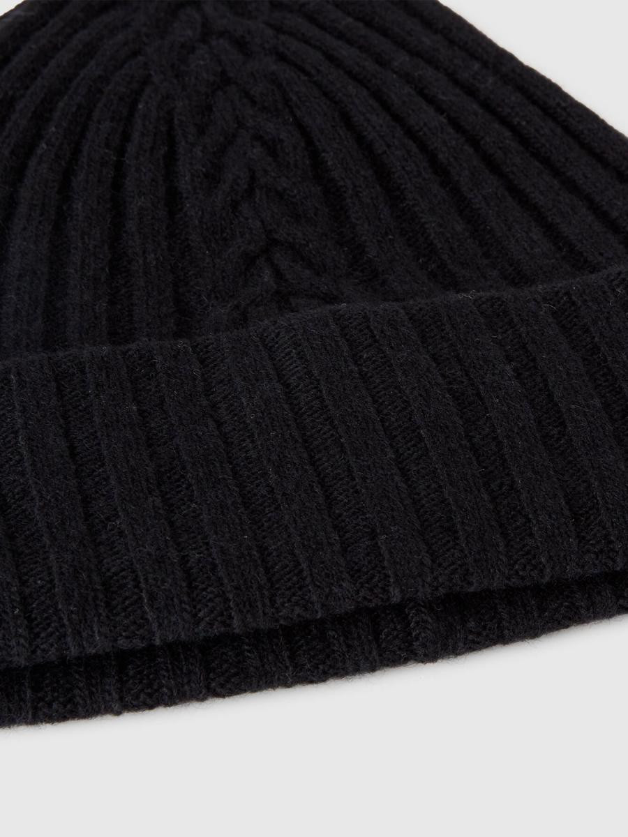 Benetton ženska kapa 