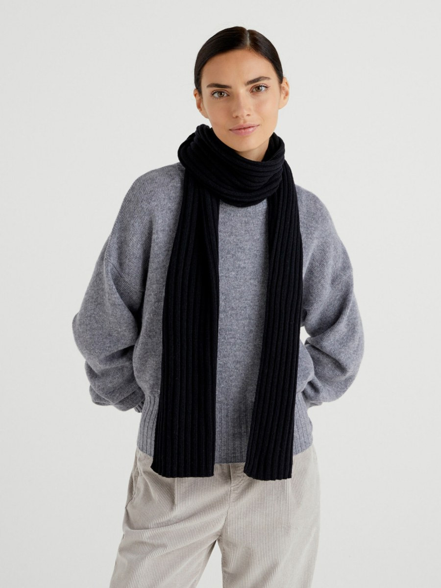 Benetton ženski šal 