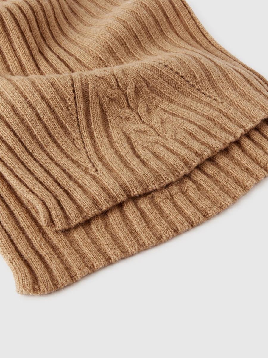 Benetton ženski šal 