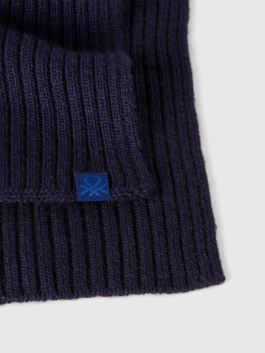 Benetton dečiji pleteni šal 