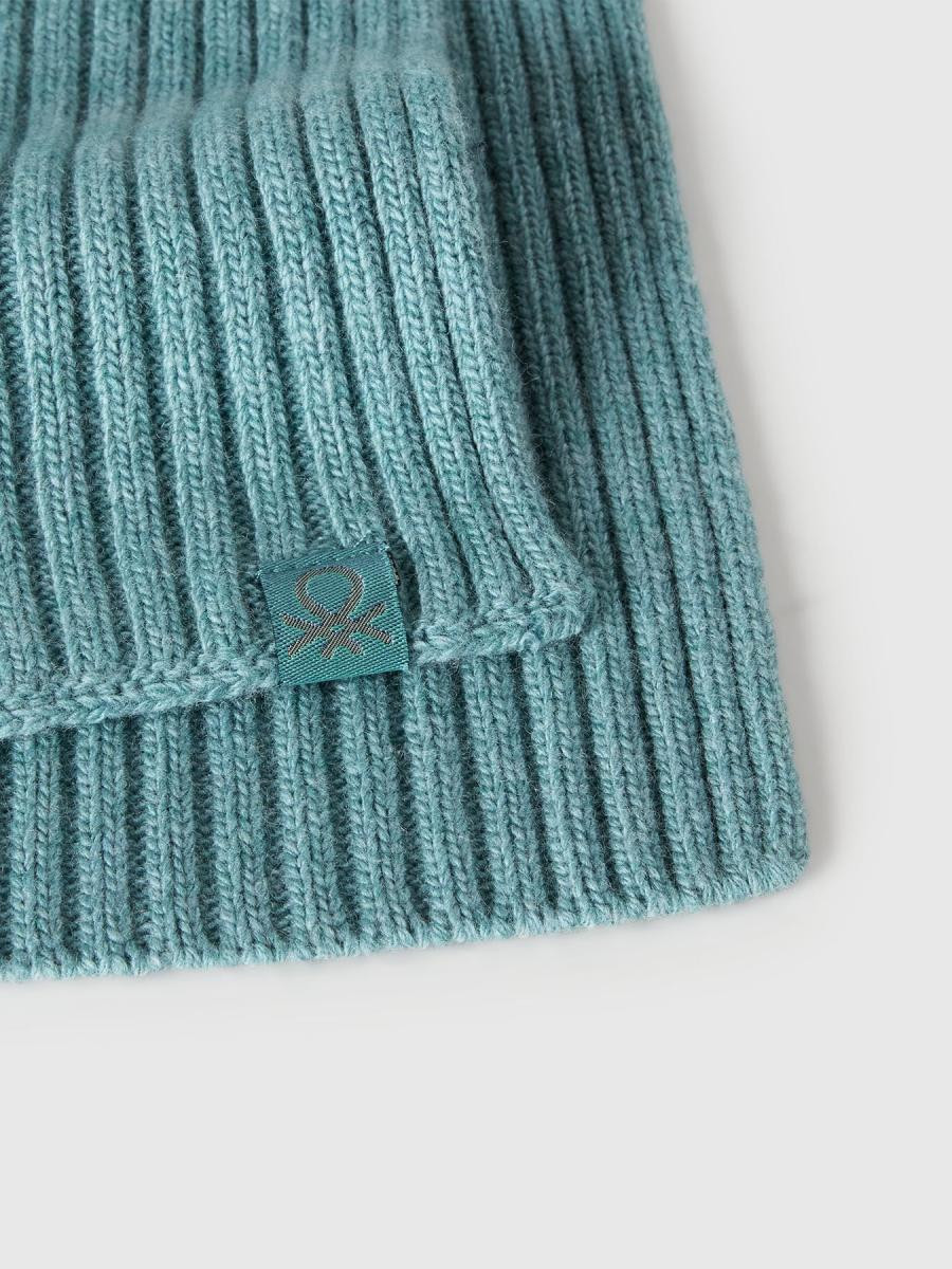 Benetton dečiji pleteni šal 