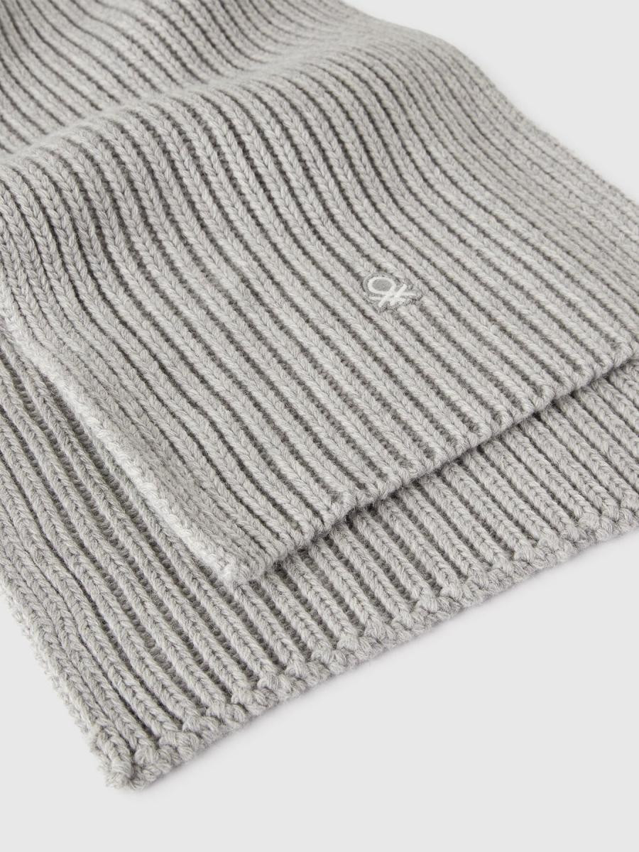 Benetton muški šal 