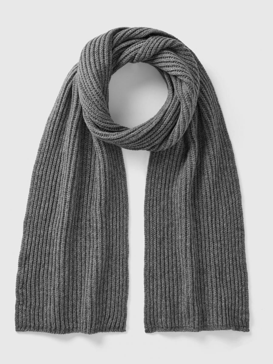 Benetton muški šal 