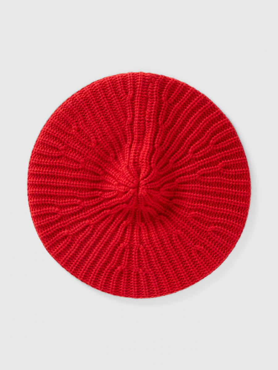 Benetton ženska kapa 