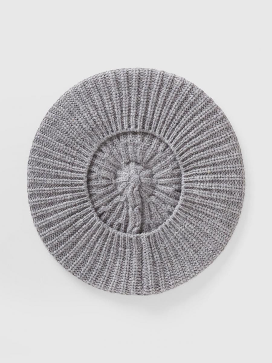 Benetton ženska kapa 