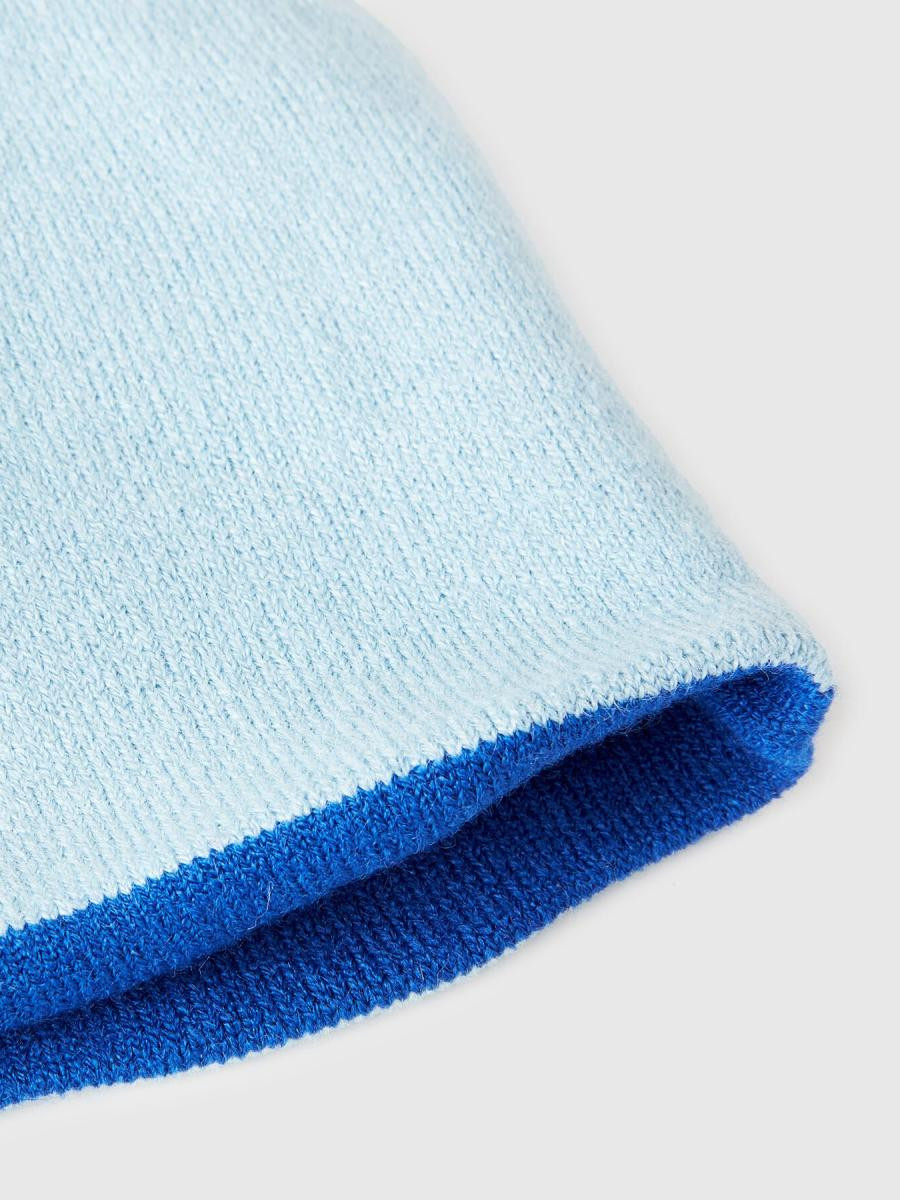 Benetton dečija kapa 