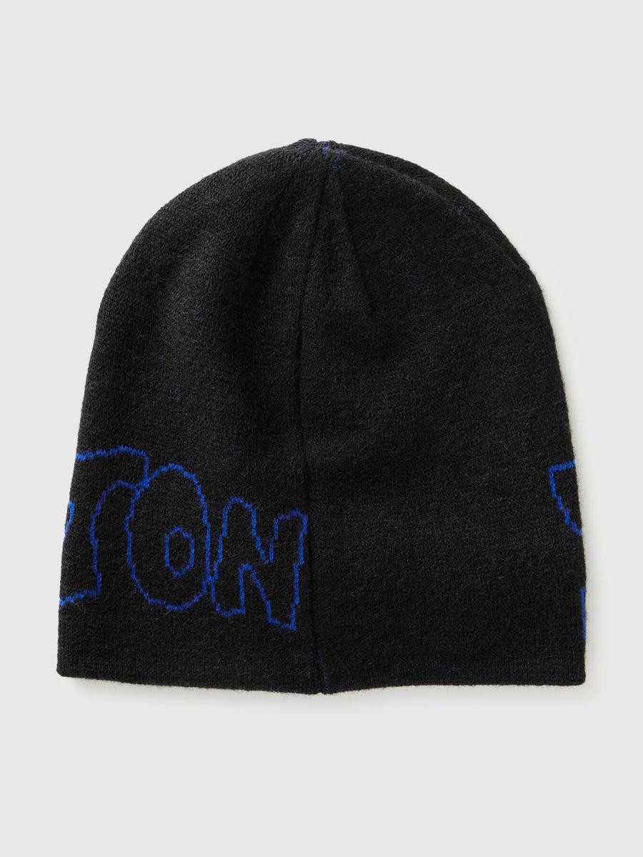 Benetton dečija kapa 