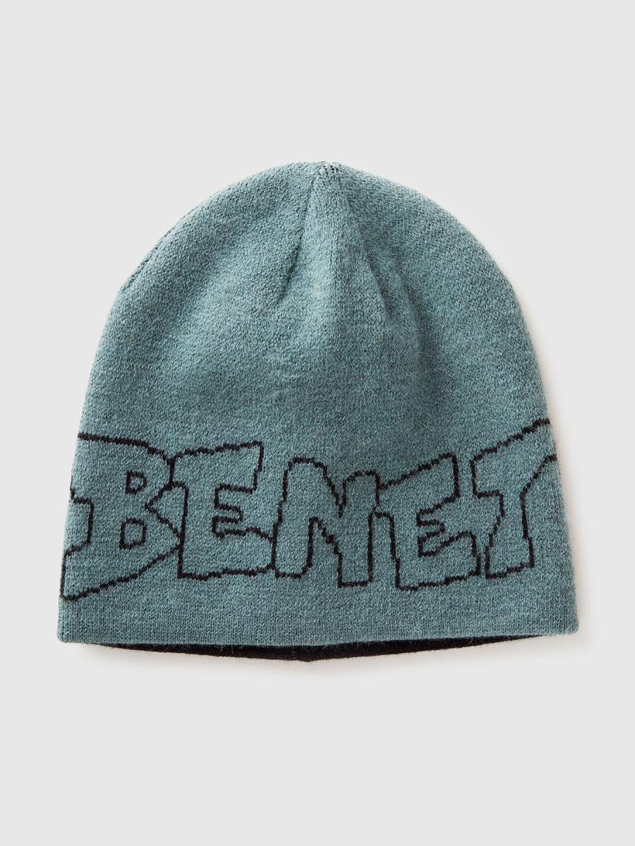 Benetton dečija kapa 