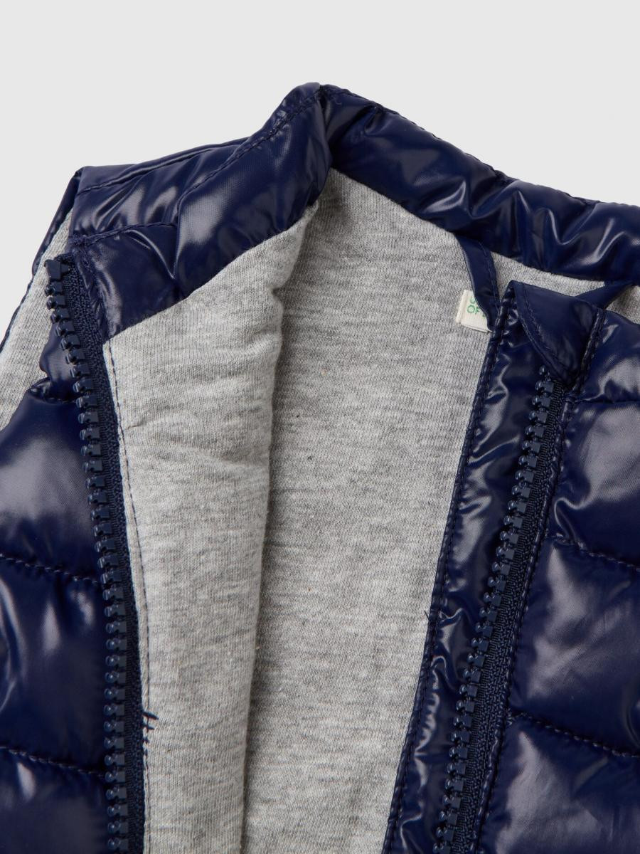 Benetton prsluk za bebe 