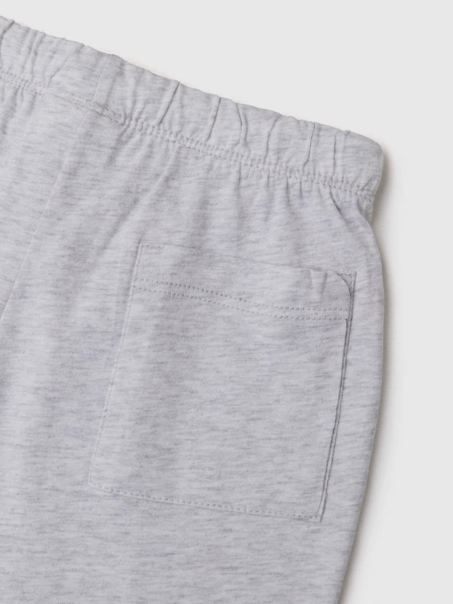 Benetton dečiji set majica + šorts 