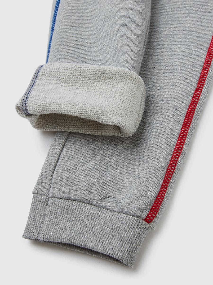 Benetton dečija trenerka 