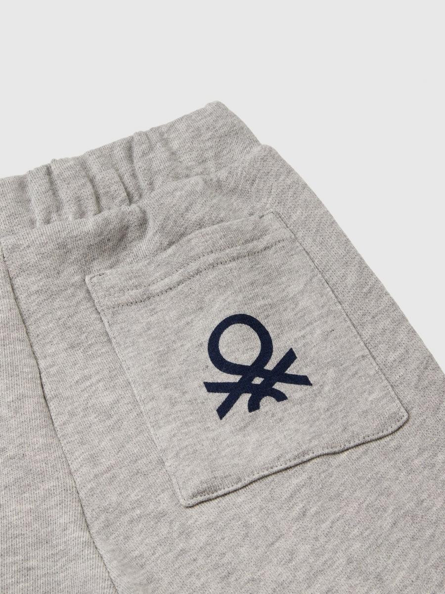 Benetton dečija trenerka donji deo 