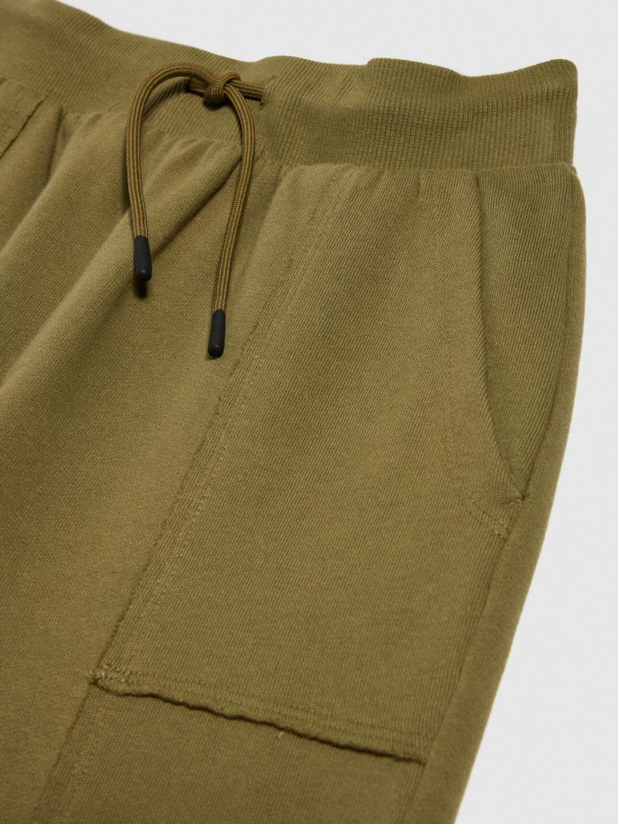 Sisley young dečija trenerka donji deo 