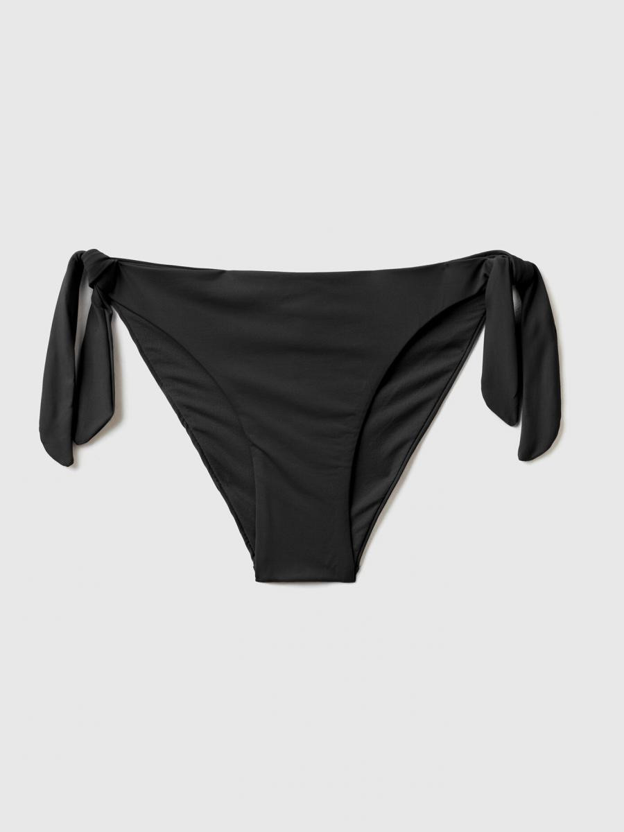 Benetton ženski kupaći kostim donji deo 