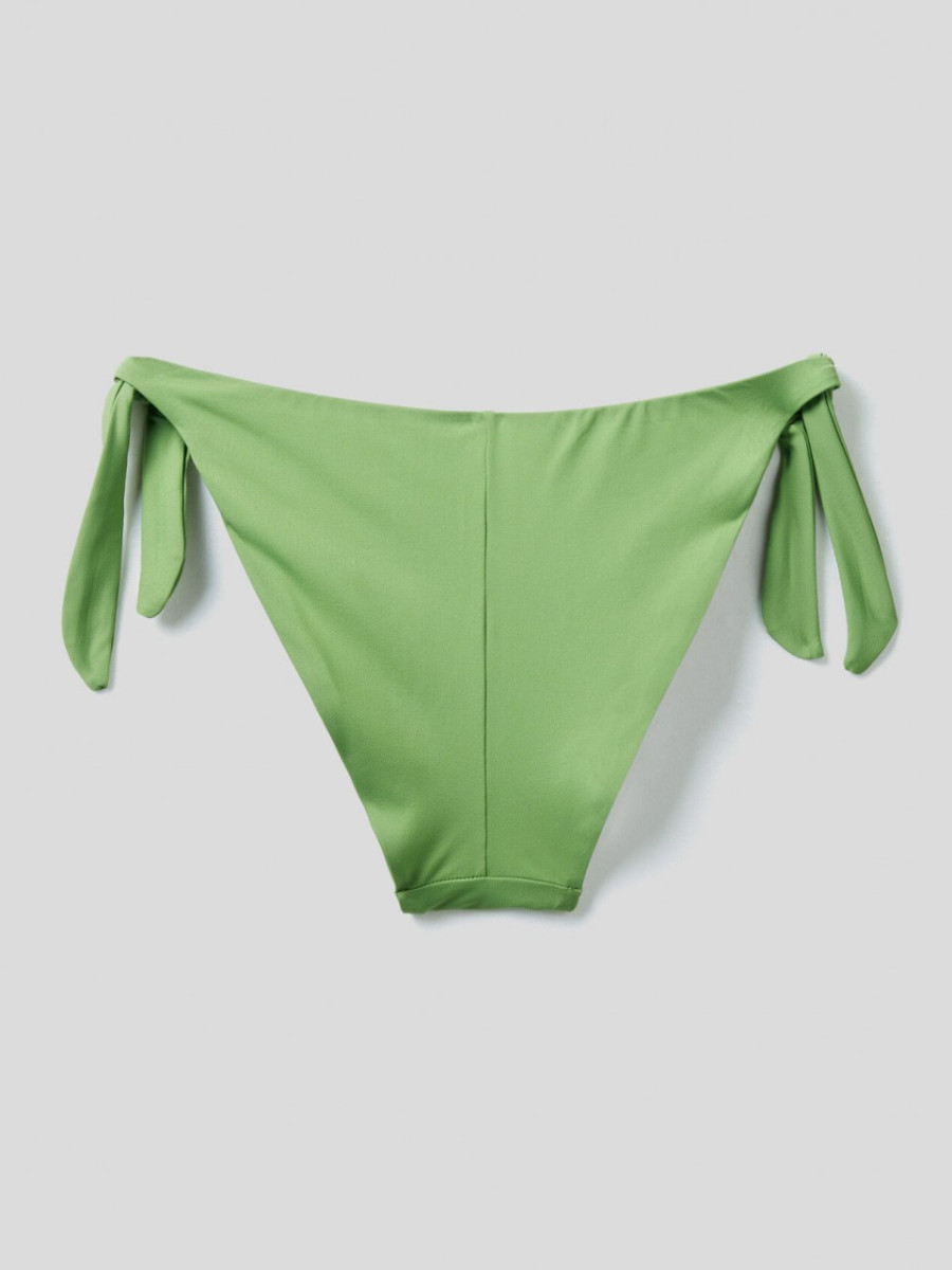 Benetton ženski kupaći kostim donji deo 