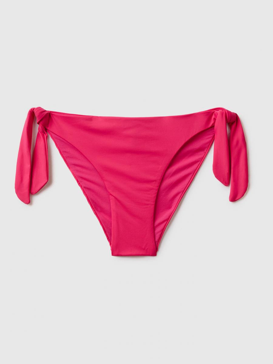 Benetton ženski kupaći kostim donji deo 