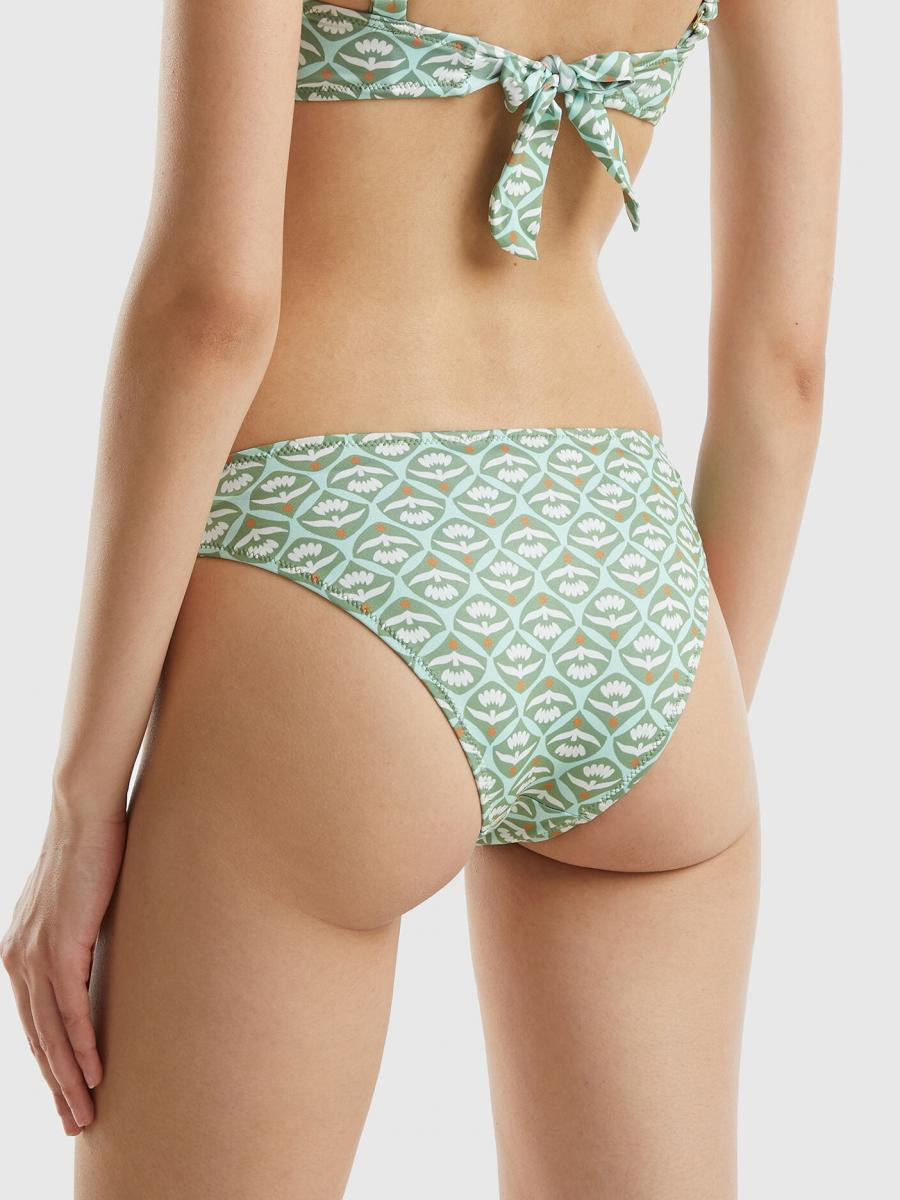 Benetton ženski kupaći kostim donji deo 