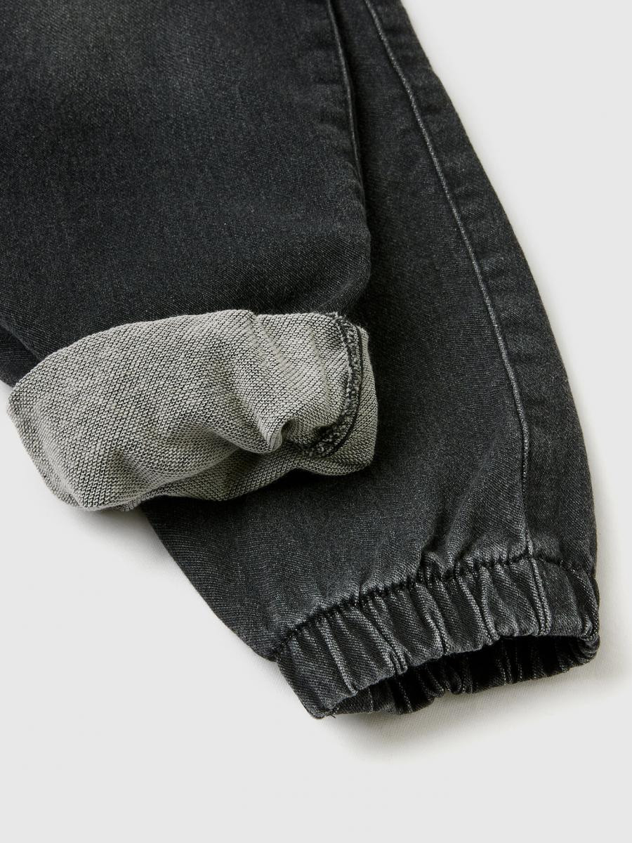 Benetton dečije farmerke 