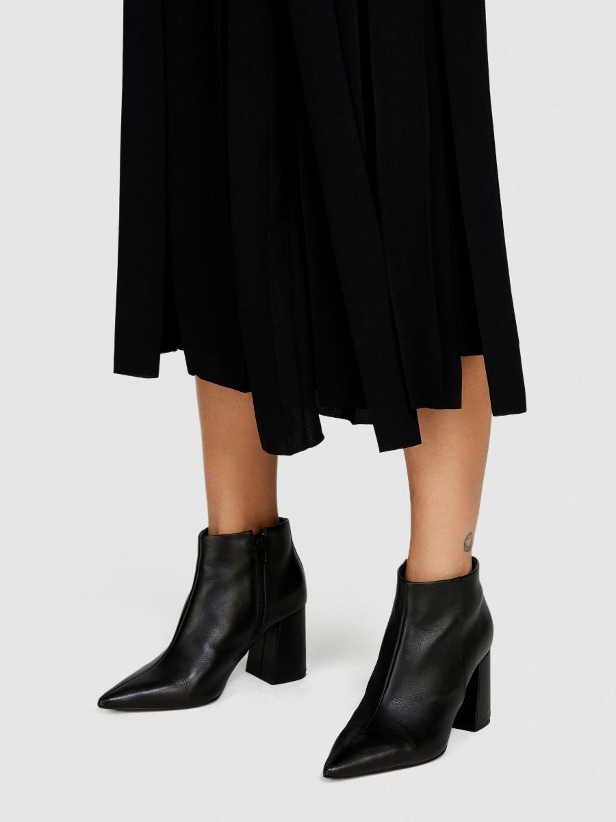 Sisley ženska suknja 