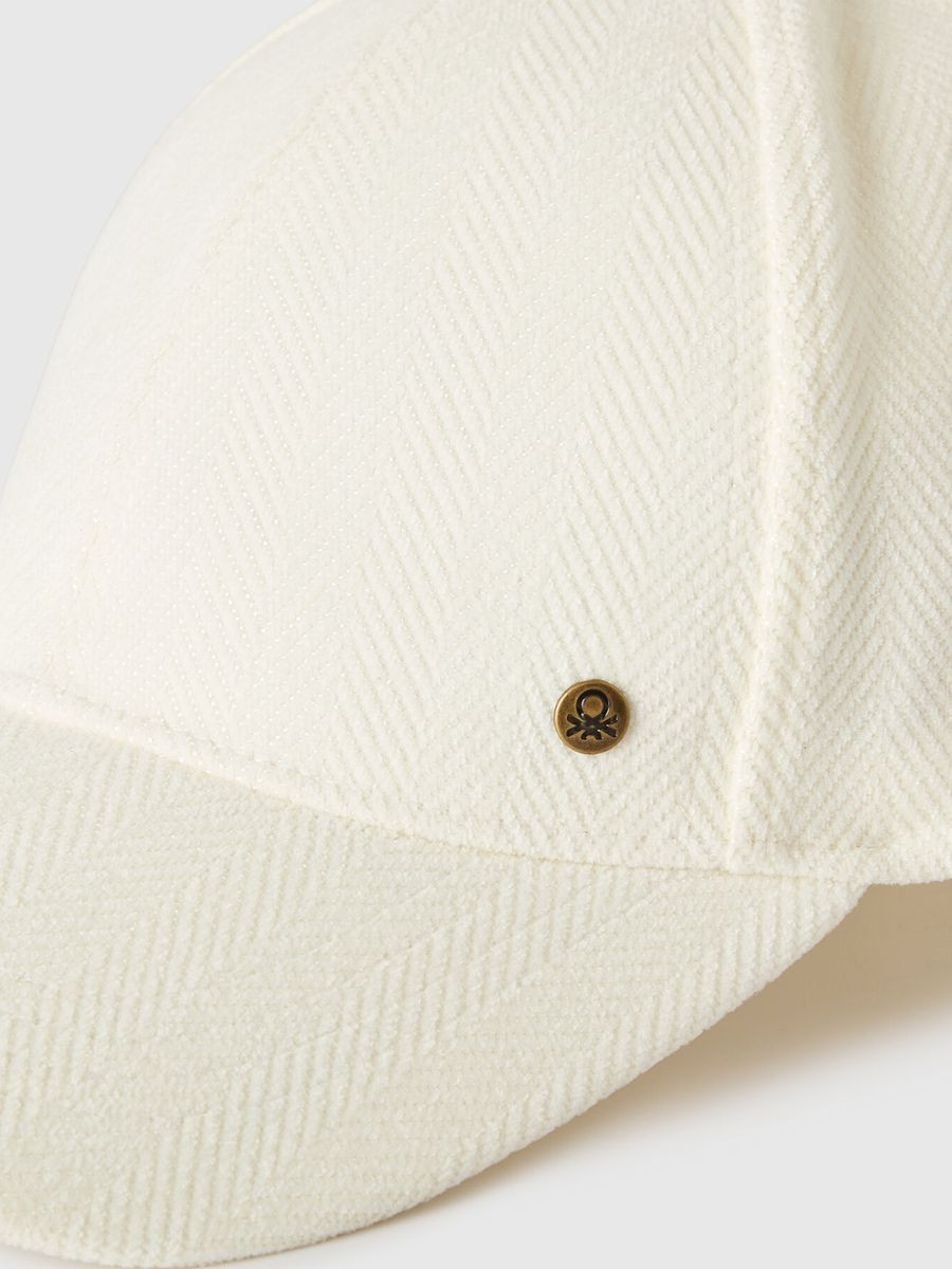 Benetton ženski kačket 