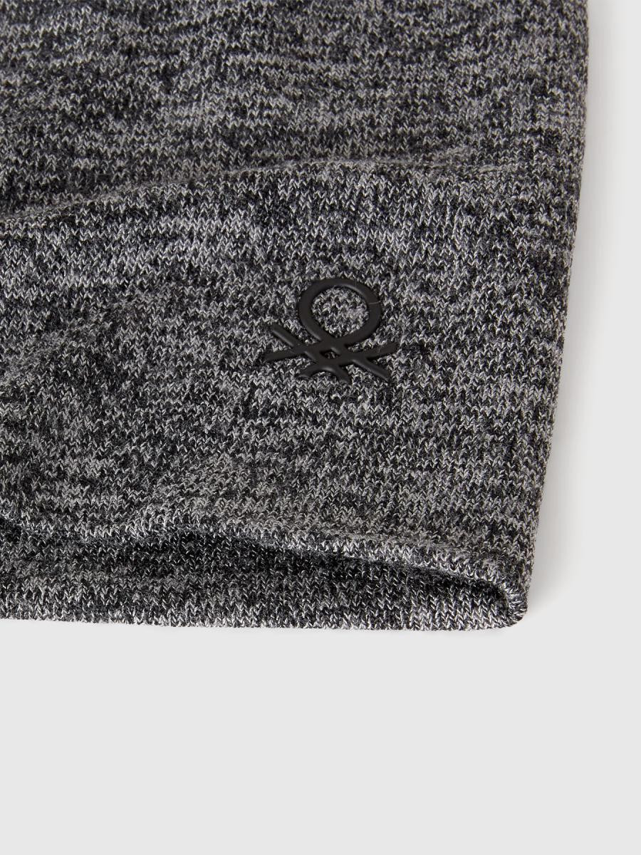 Benetton dečija kapa 