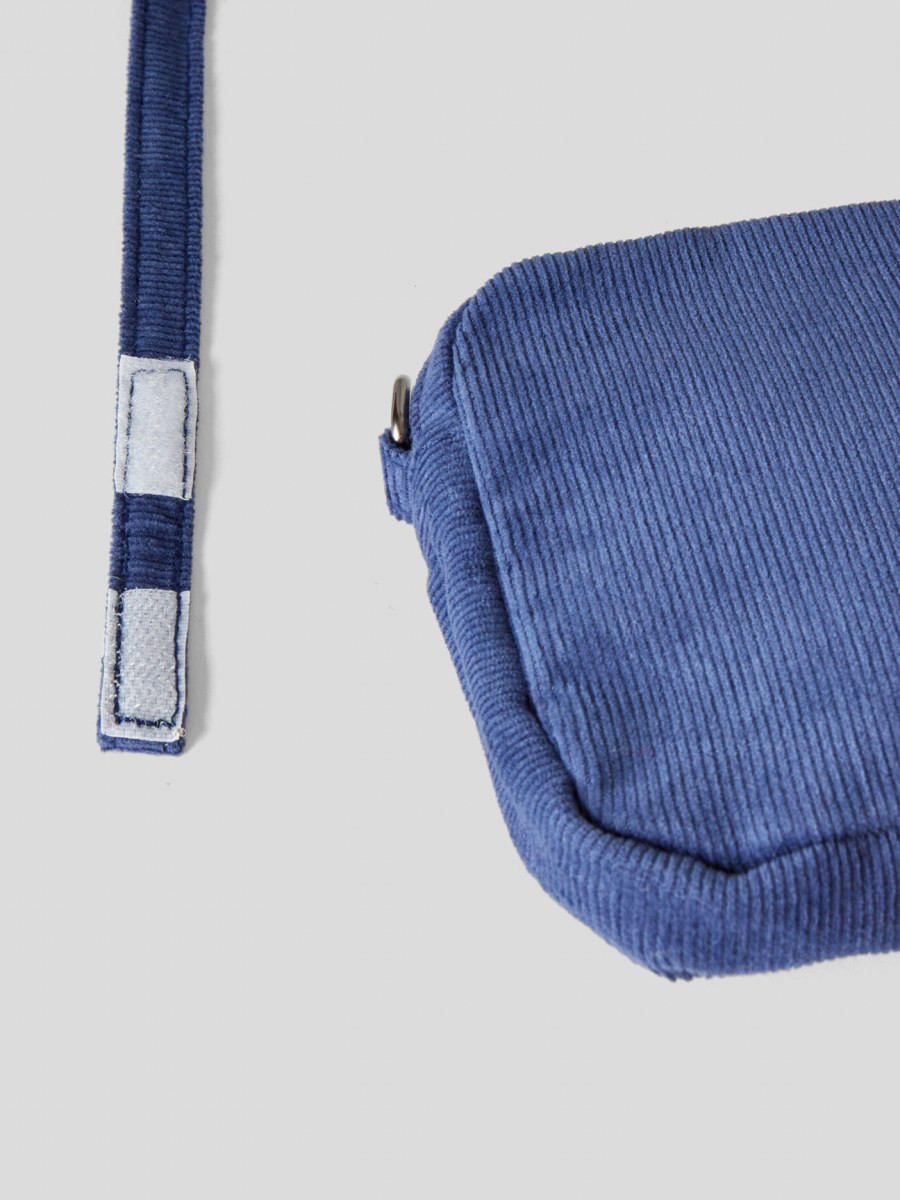 Benetton dečija torbica 