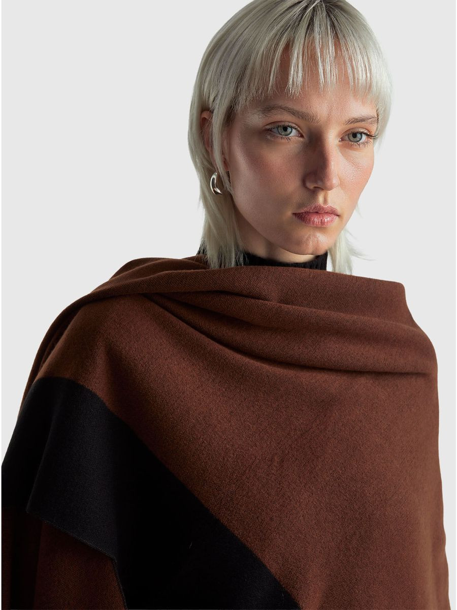 Benetton ženski pončo 