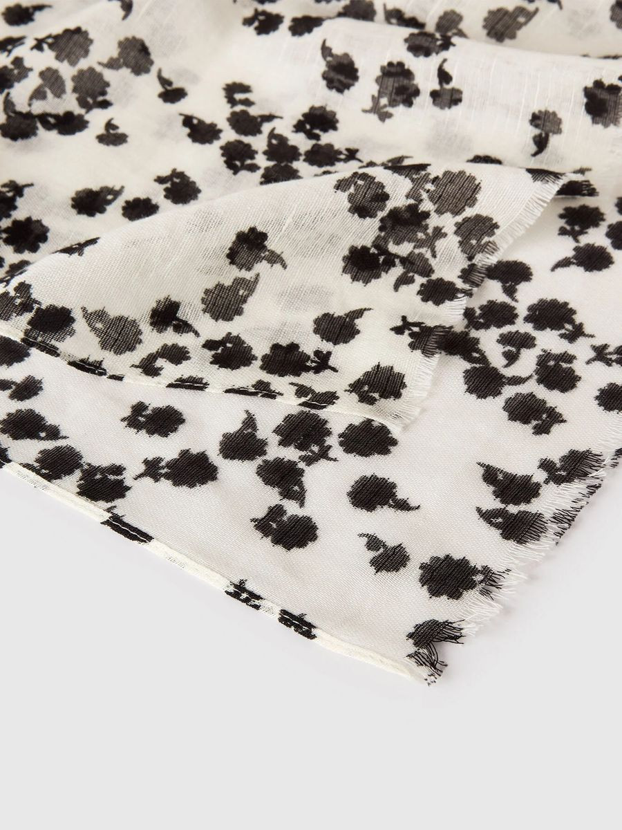 Benetton ženska ešarpa 