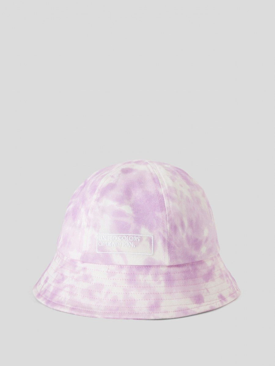 Benetton dečija kapa 