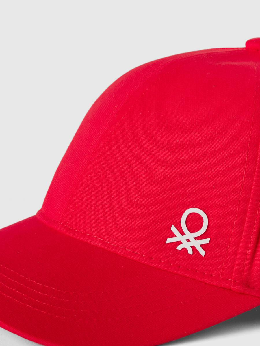 Benetton dečiji kačket 