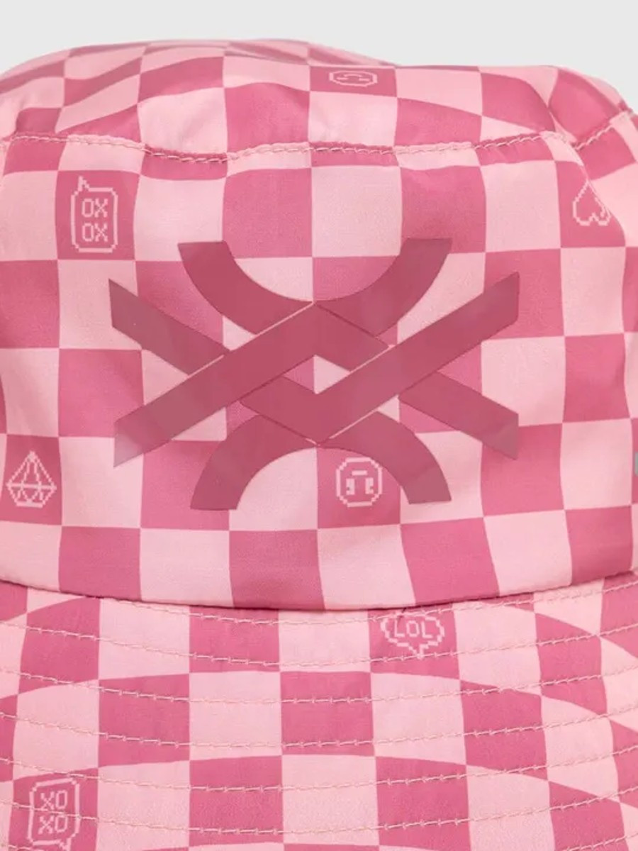 Benetton dečija kapa 