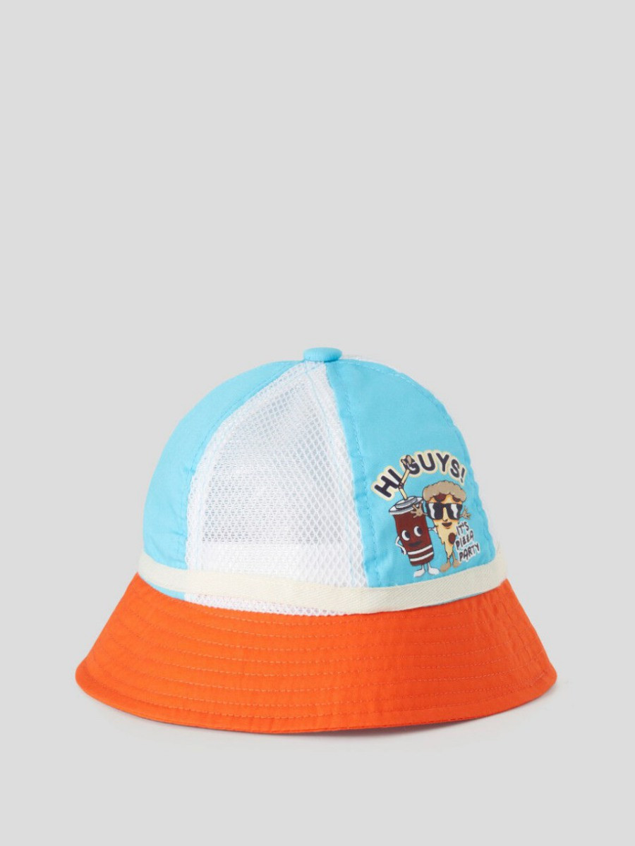 Benetton dečija kapa 