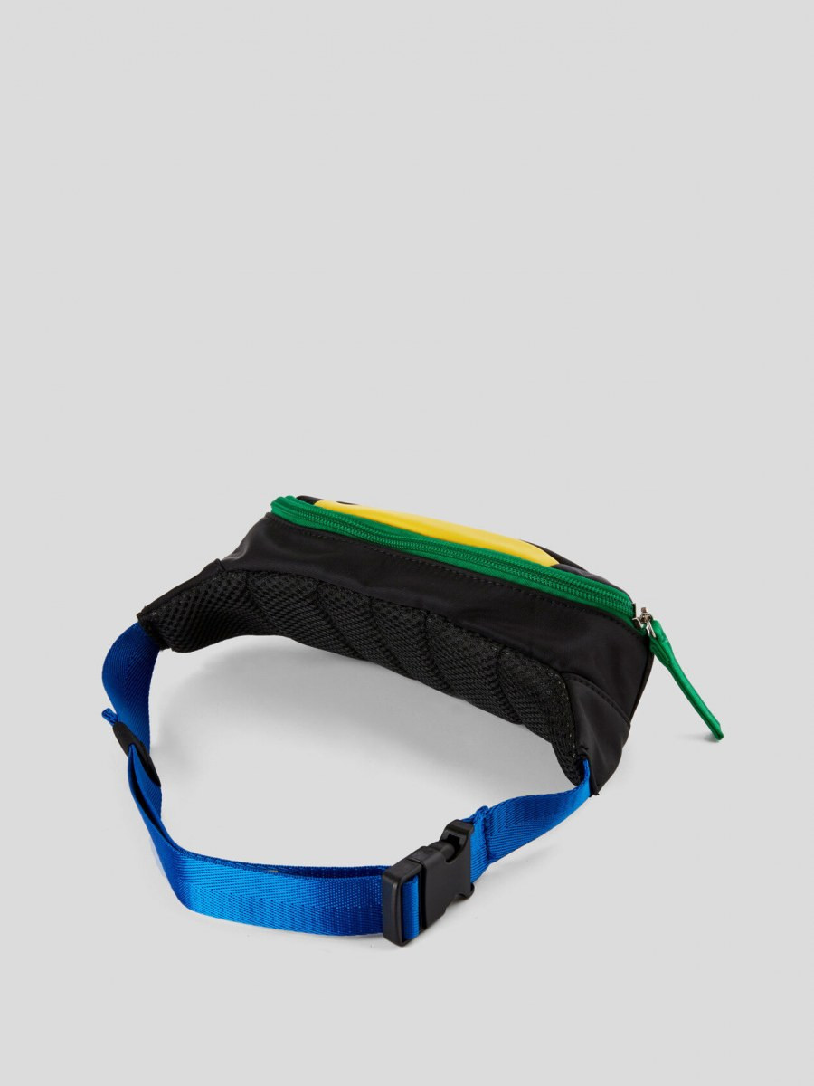 Benetton dečija torbica 